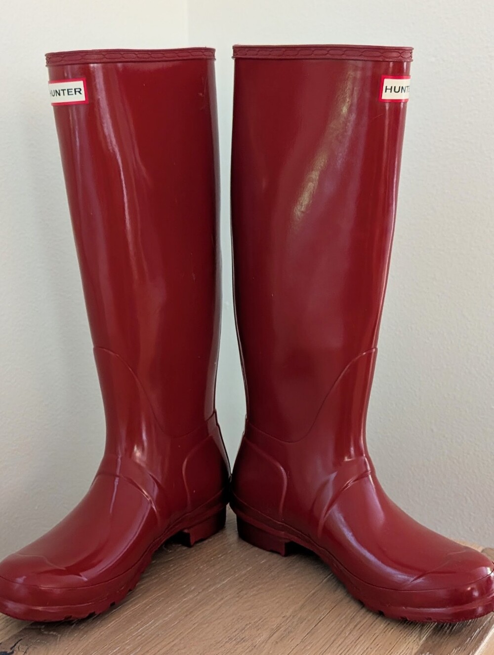 Hunter Tall Knee-High Glossy Rain Boots In Military Red - 9 - Picture 4 of 12